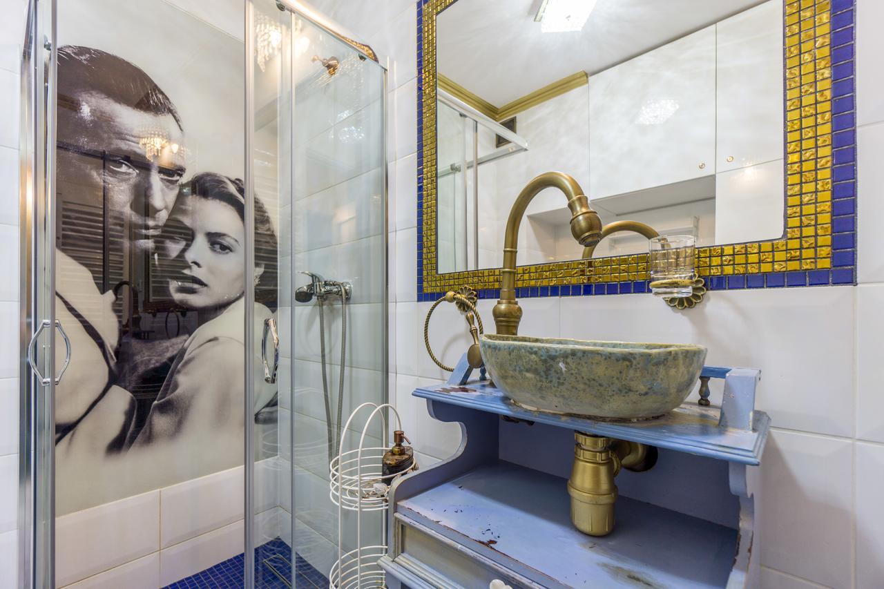 Casablanca Apartment คราคูฟ ภายนอก รูปภาพ